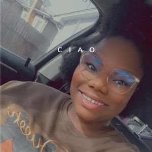 Meet your Posher, Katelyn